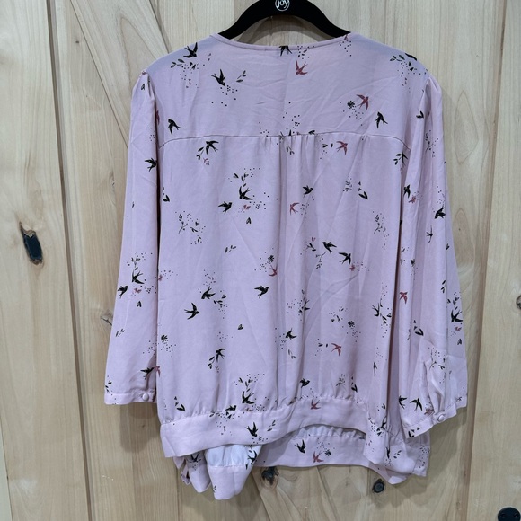Reitmans The Short cut bird print blouse Size XXL Pink side tie Shirt 2X - Picture 4 of 14